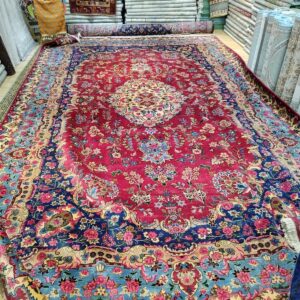 Persian Isfahan very fine piece